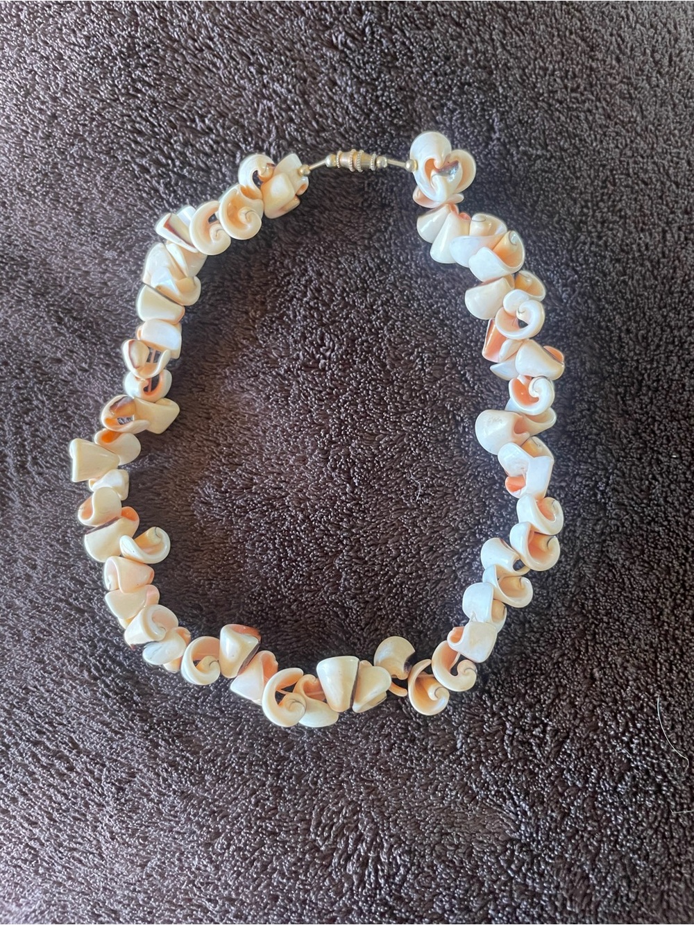 Curled Shell Statement Necklace in Cream and Peach